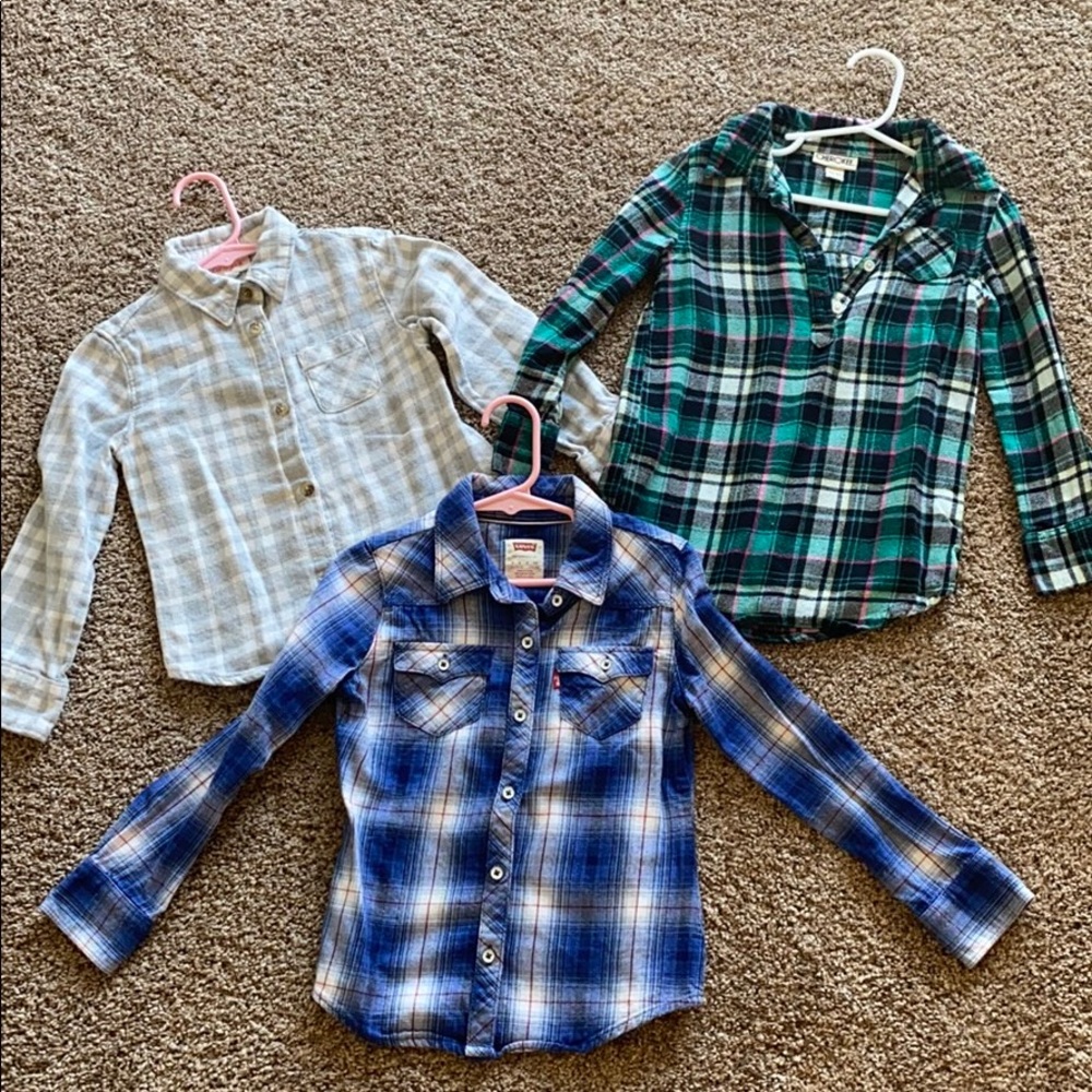 Three super cute flannels size 4/5